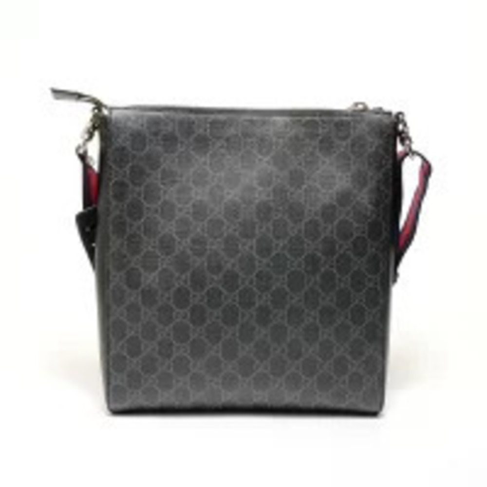 Gucci GG Supreme Sherry Shoulder Bag Black